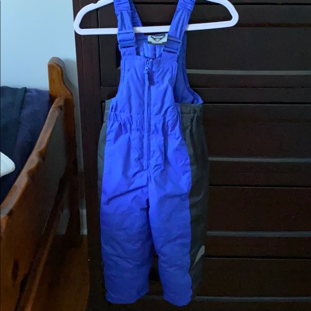 Snow suit